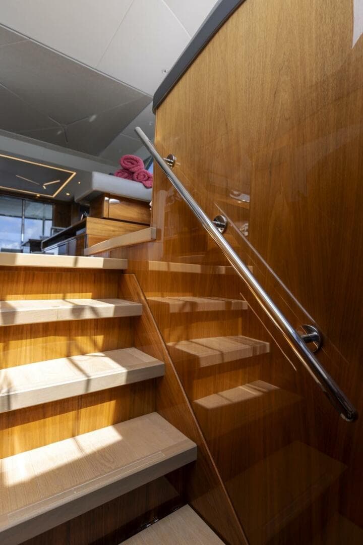 2021 Sunseeker Manhattan