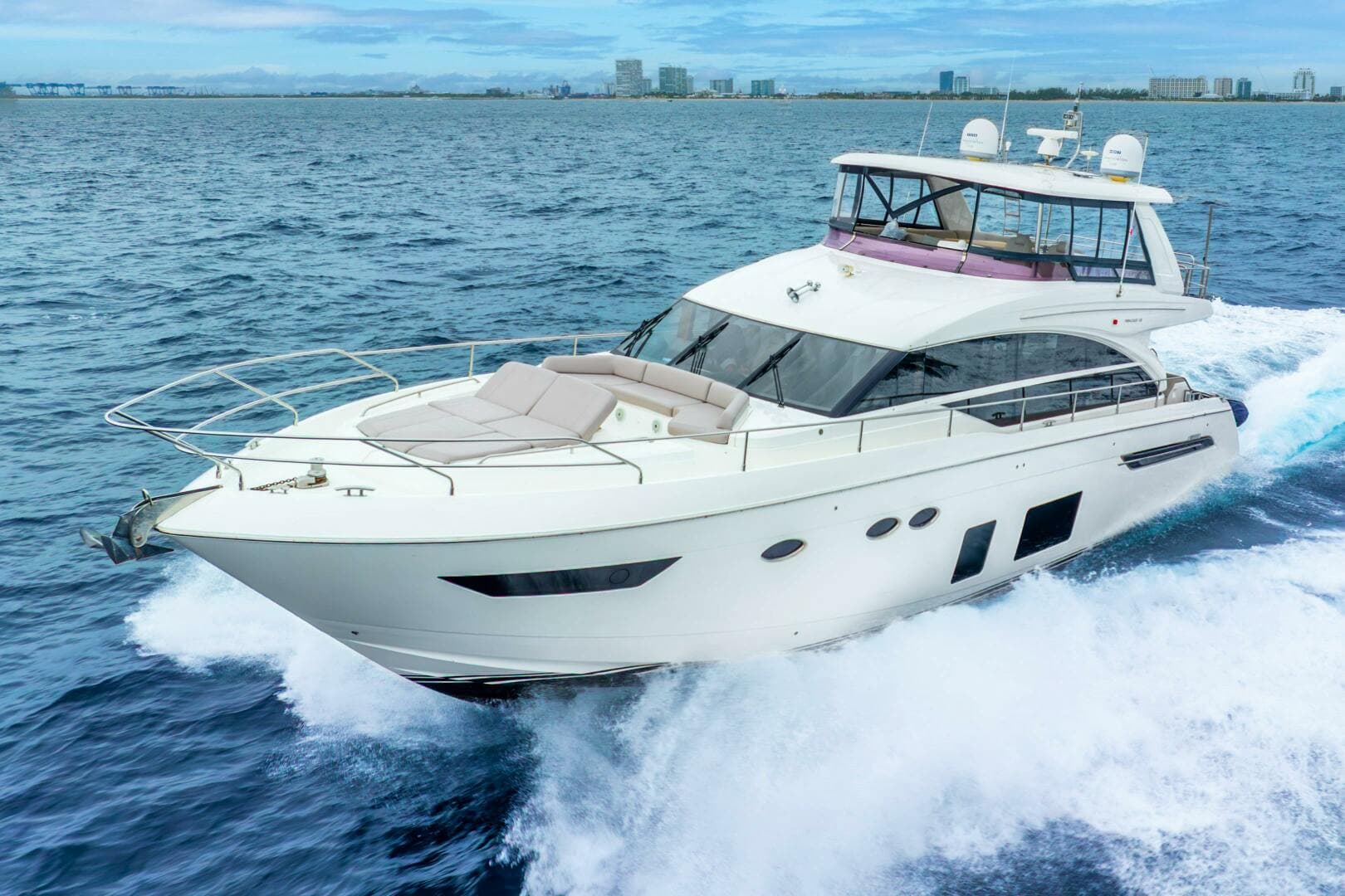 2018 Princess Yachts 
