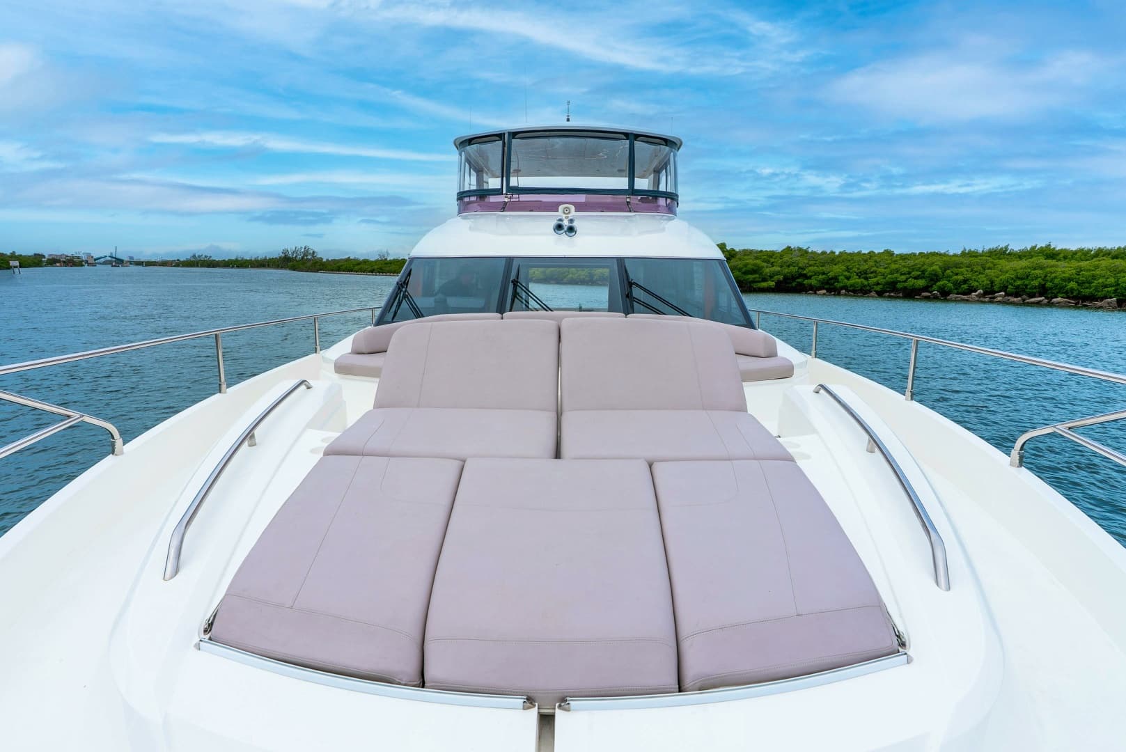 2018 Princess Yachts 