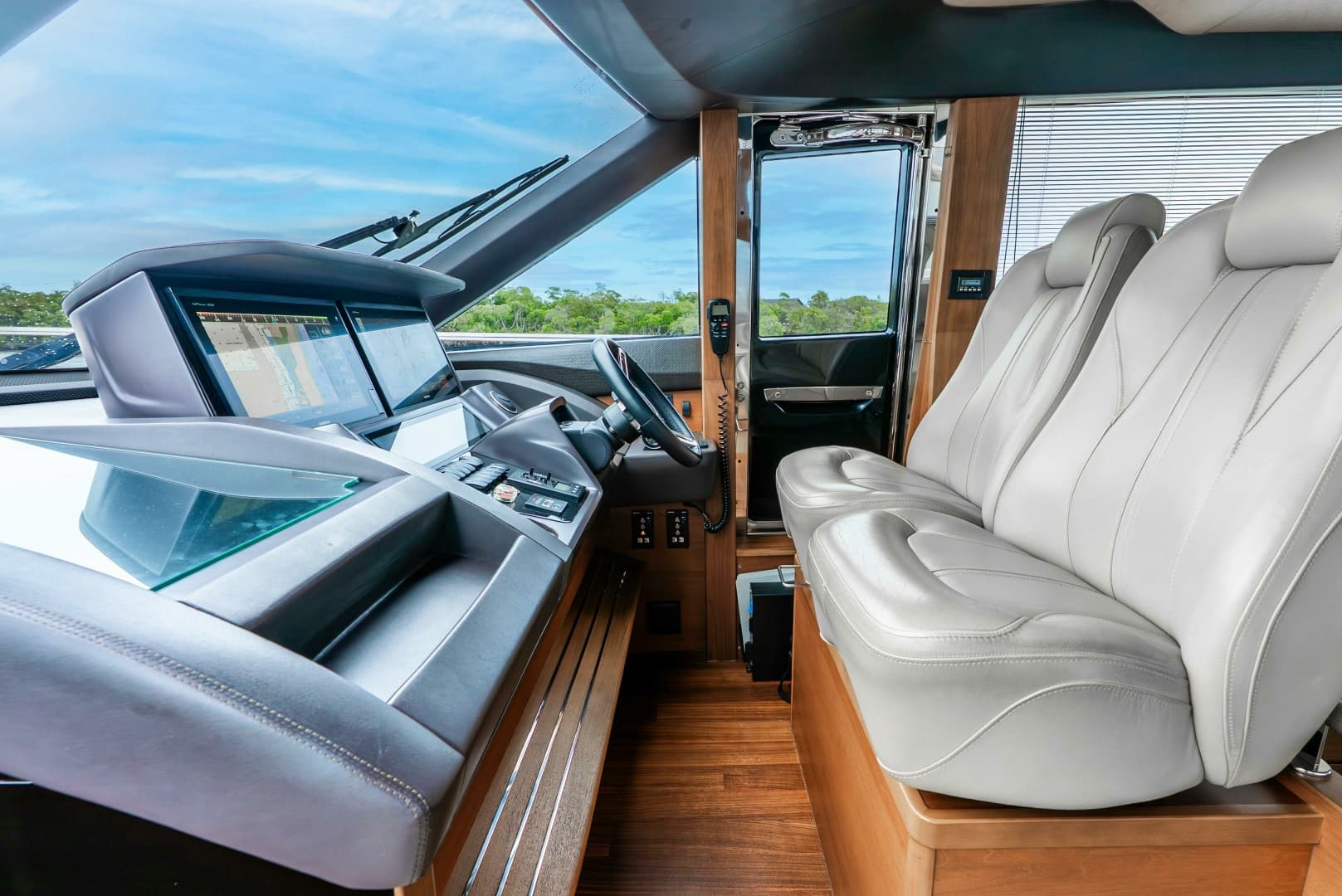2018 Princess Yachts 