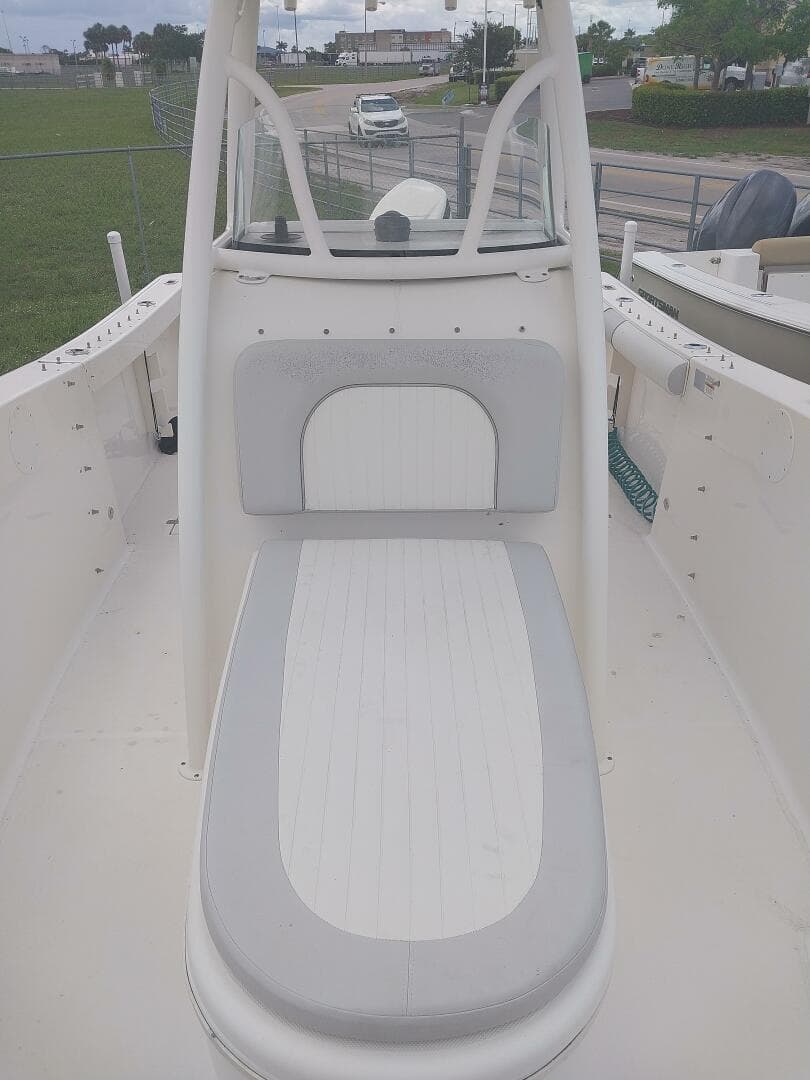 2019 Sea Born SX239 offshore