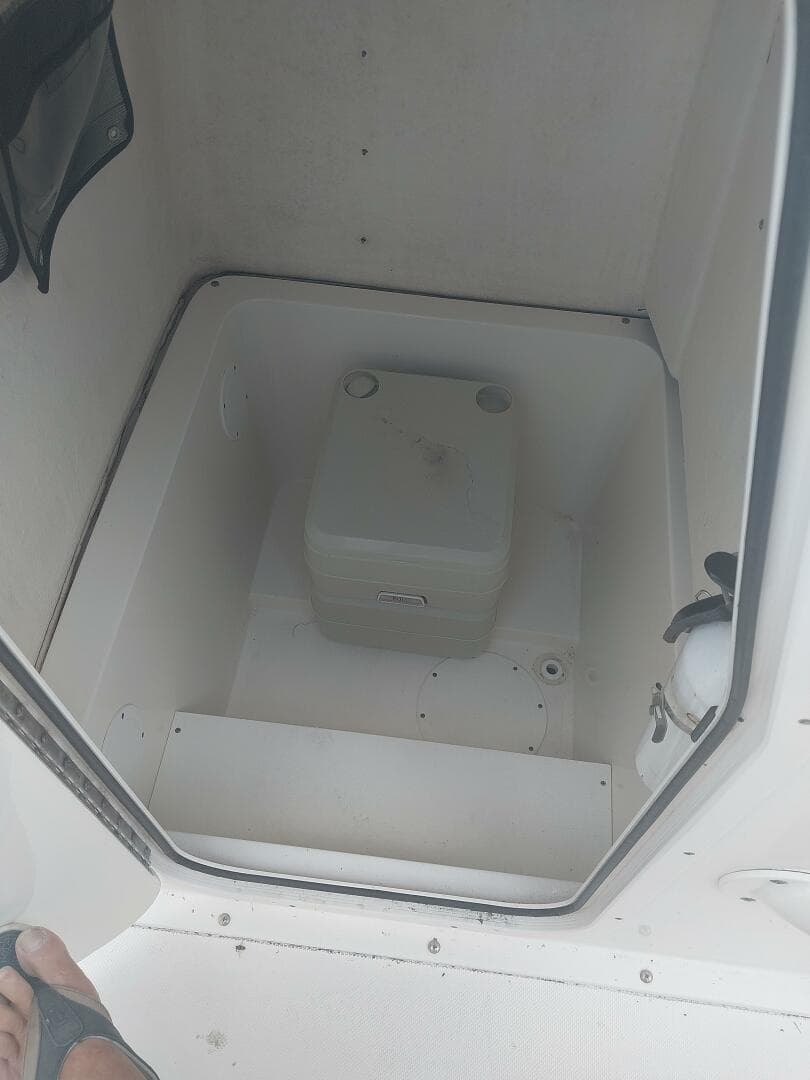 2019 Sea Born SX239 offshore