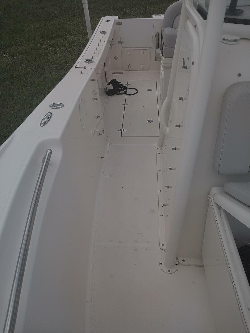 2019 Sea Born SX239 offshore