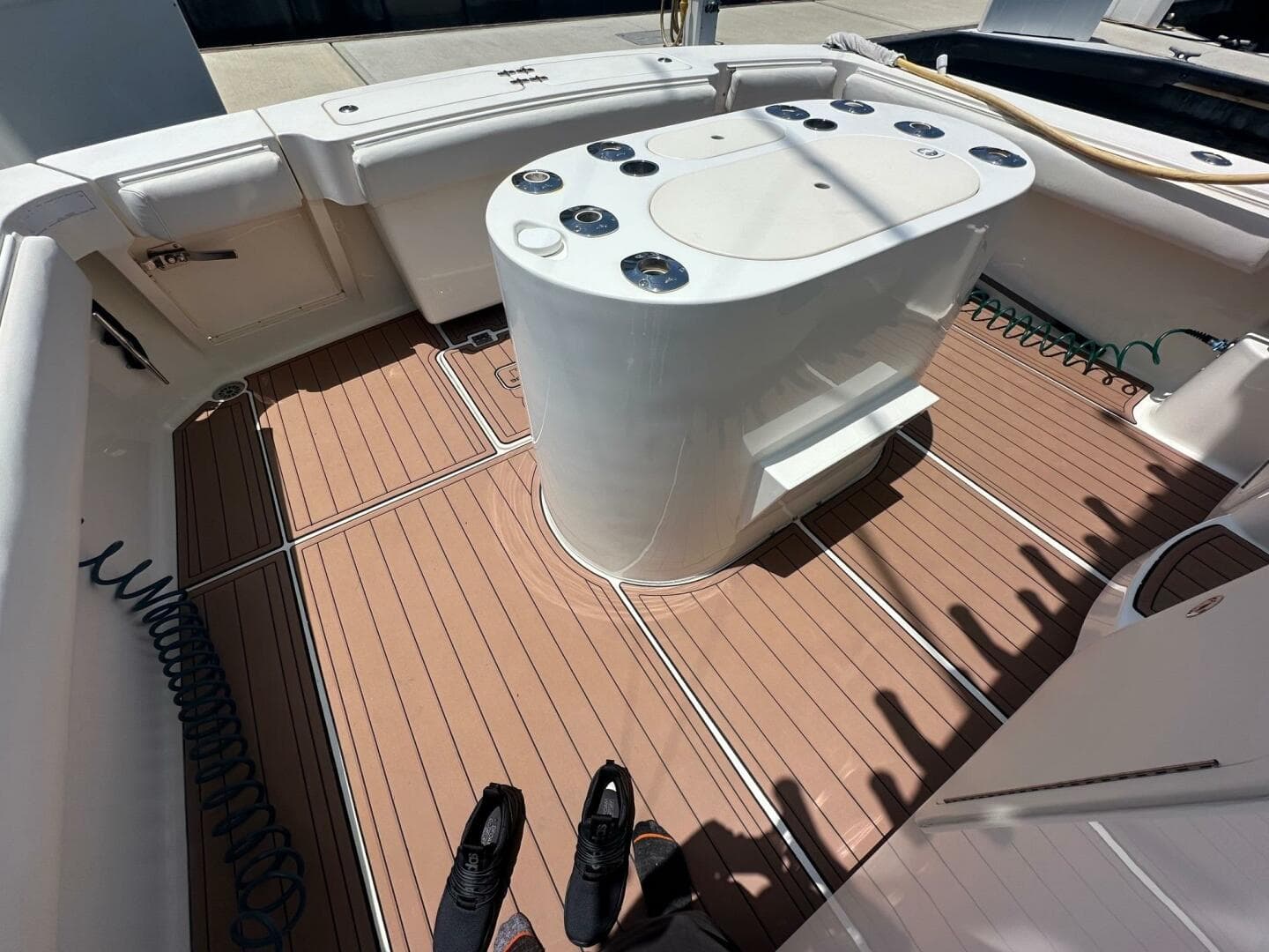 2007 Albemarle 360 Express - SQUID INC.