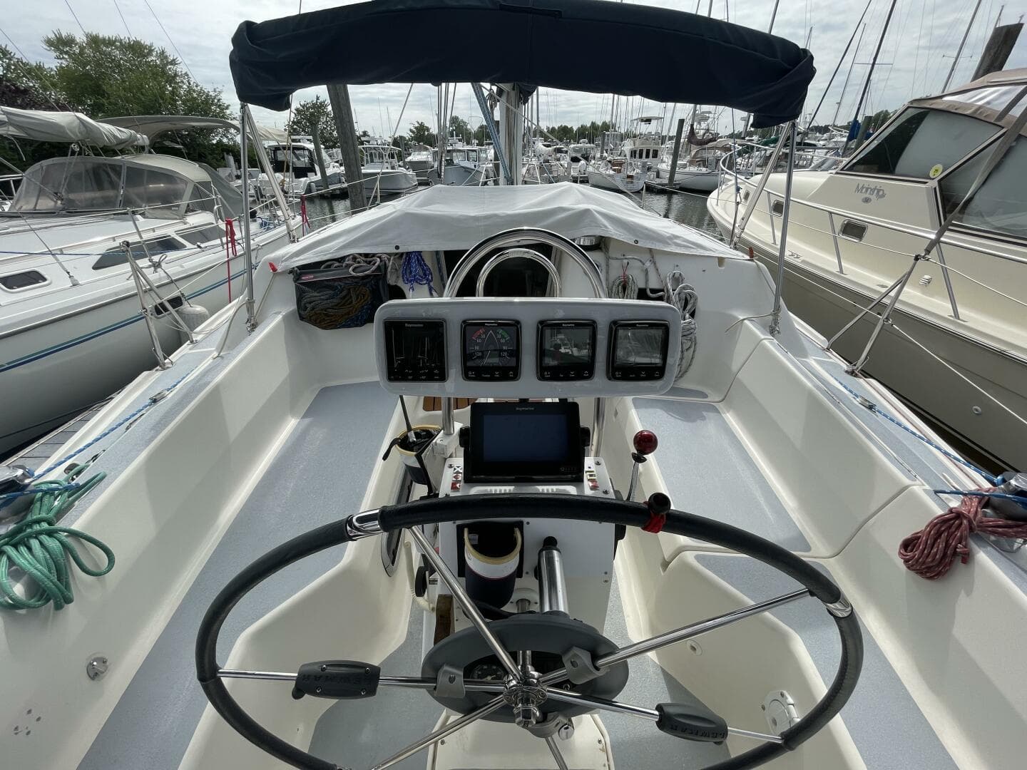 1991 Hunter 36 Vision