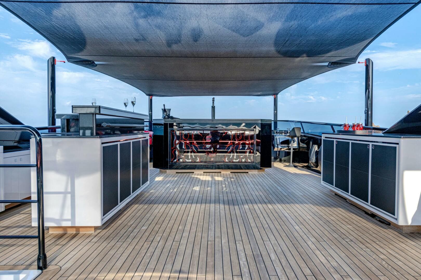 2017 Overmarine Mangusta 165 E