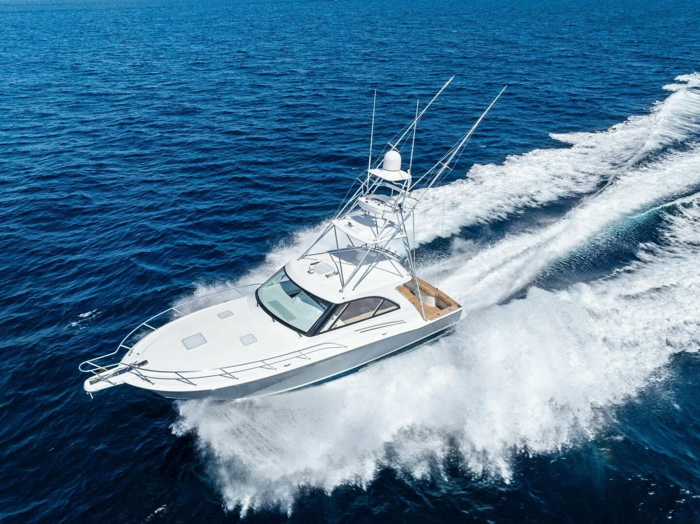 2016 Hatteras 