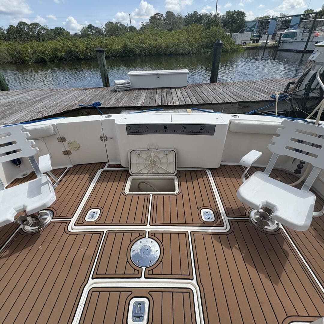 2001 Silverton 42 Convertible