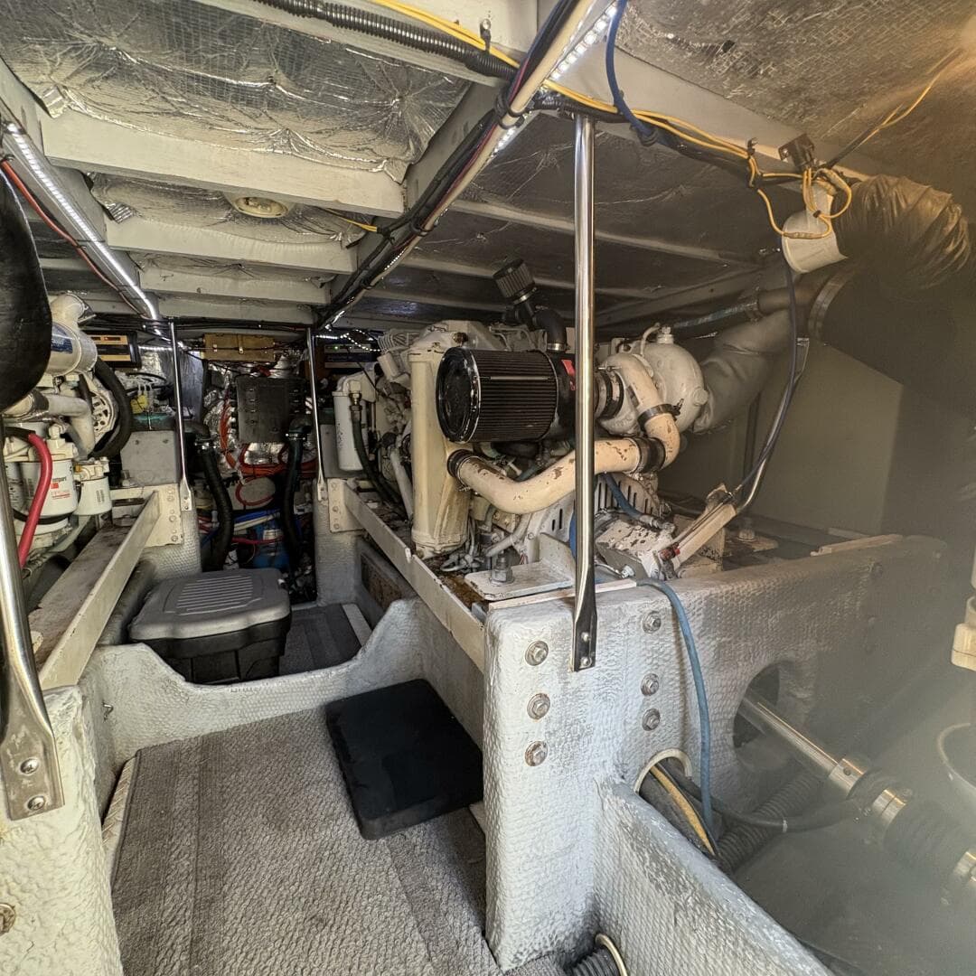 2001 Silverton 42 Convertible