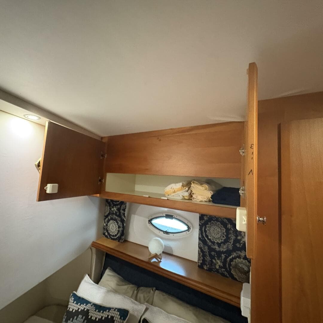 2001 Silverton 42 Convertible