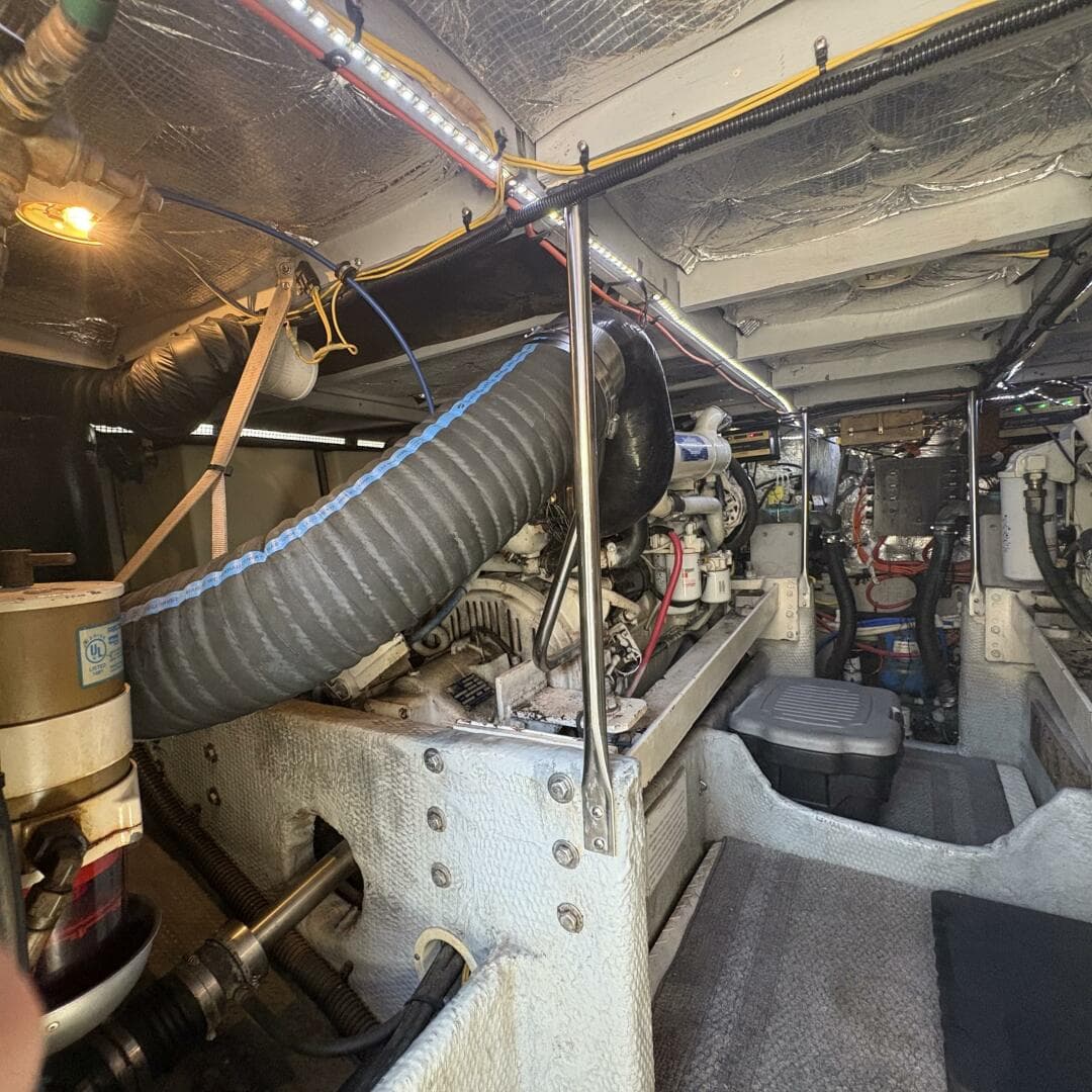 2001 Silverton 42 Convertible