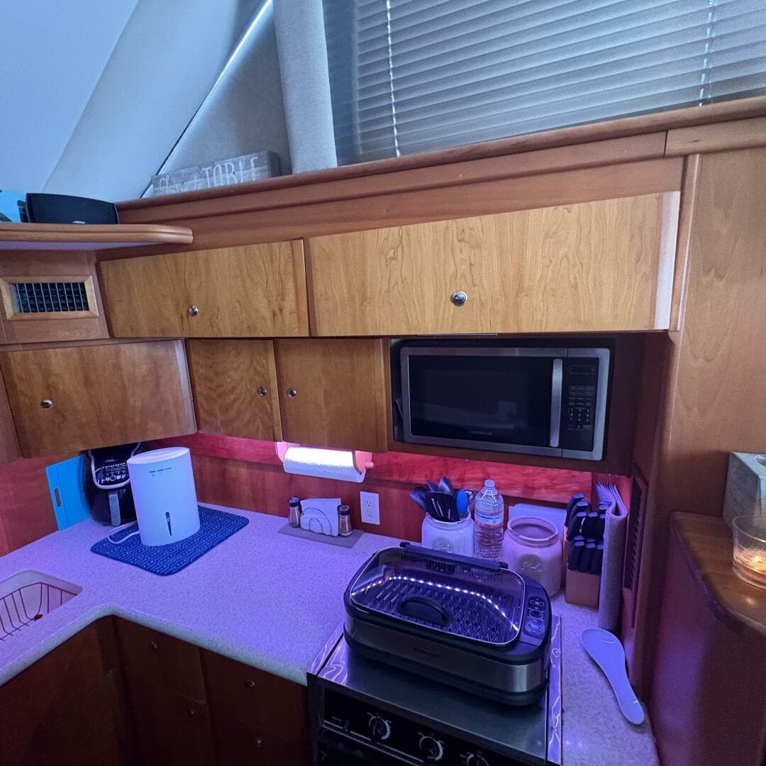 2001 Silverton 42 Convertible