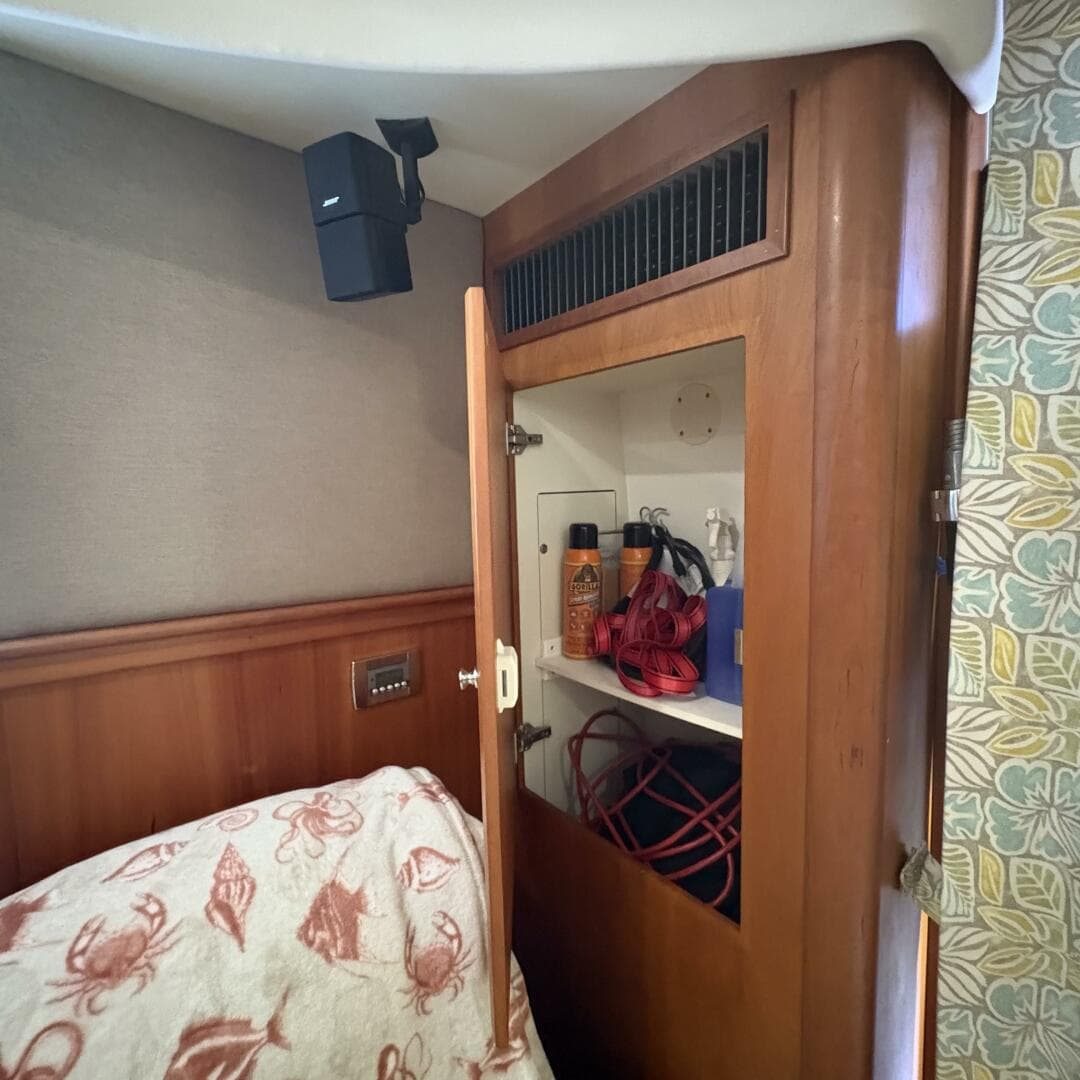 2001 Silverton 42 Convertible