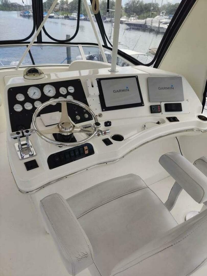 2001 Silverton 42 Convertible