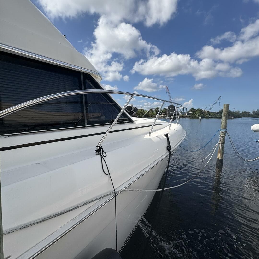 2001 Silverton 42 Convertible