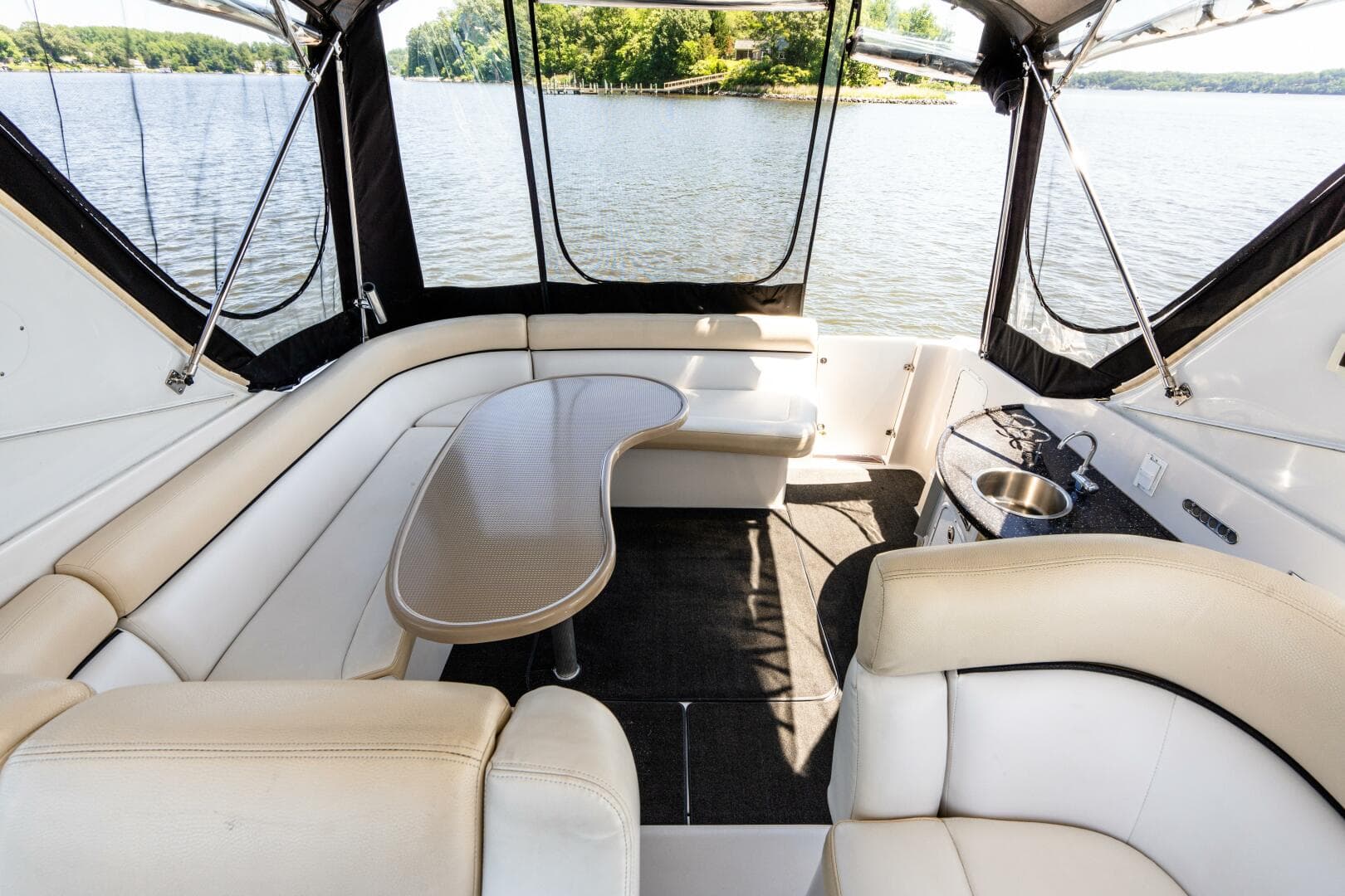 2008 Four Winns V378