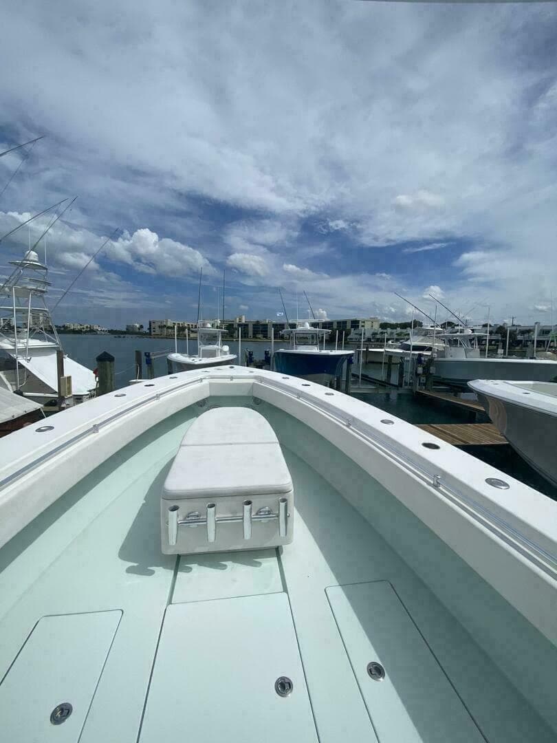 2012 Contender 39 ST