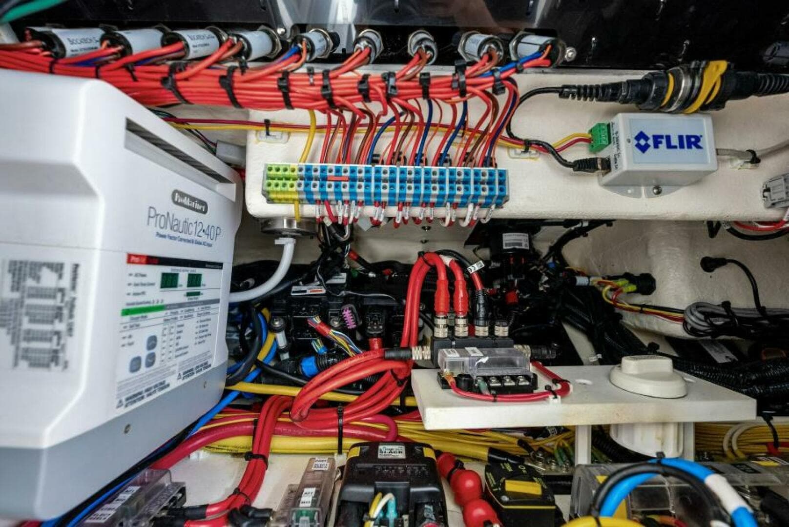 2021 Valhalla Boatworks V-37 Mechanical