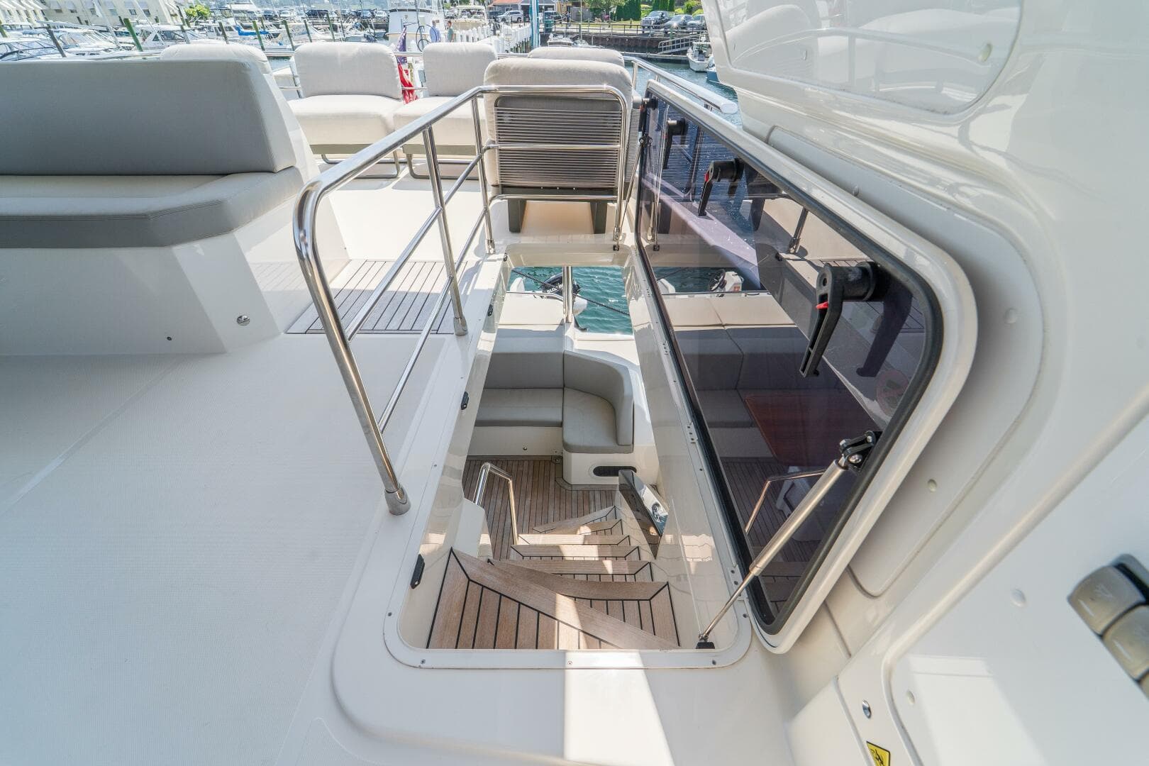 2023 Absolute 62 Fly