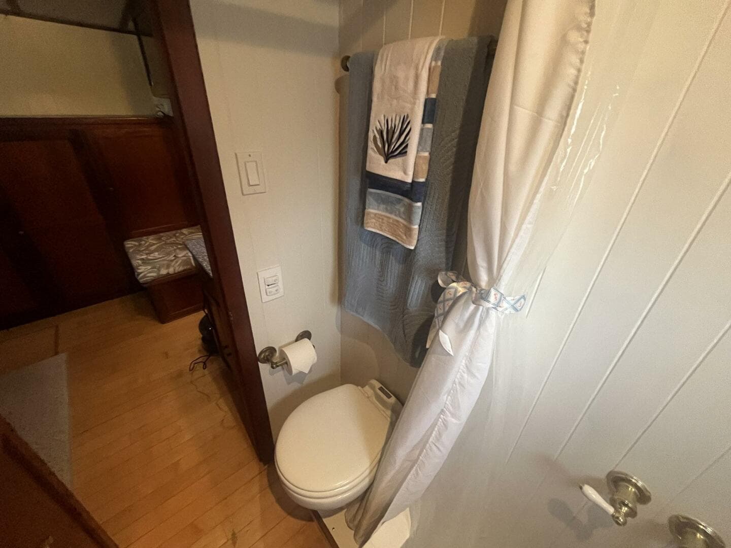 2001 Great Harbour GH47