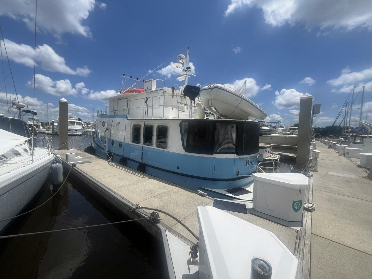 2001 Great Harbour GH47