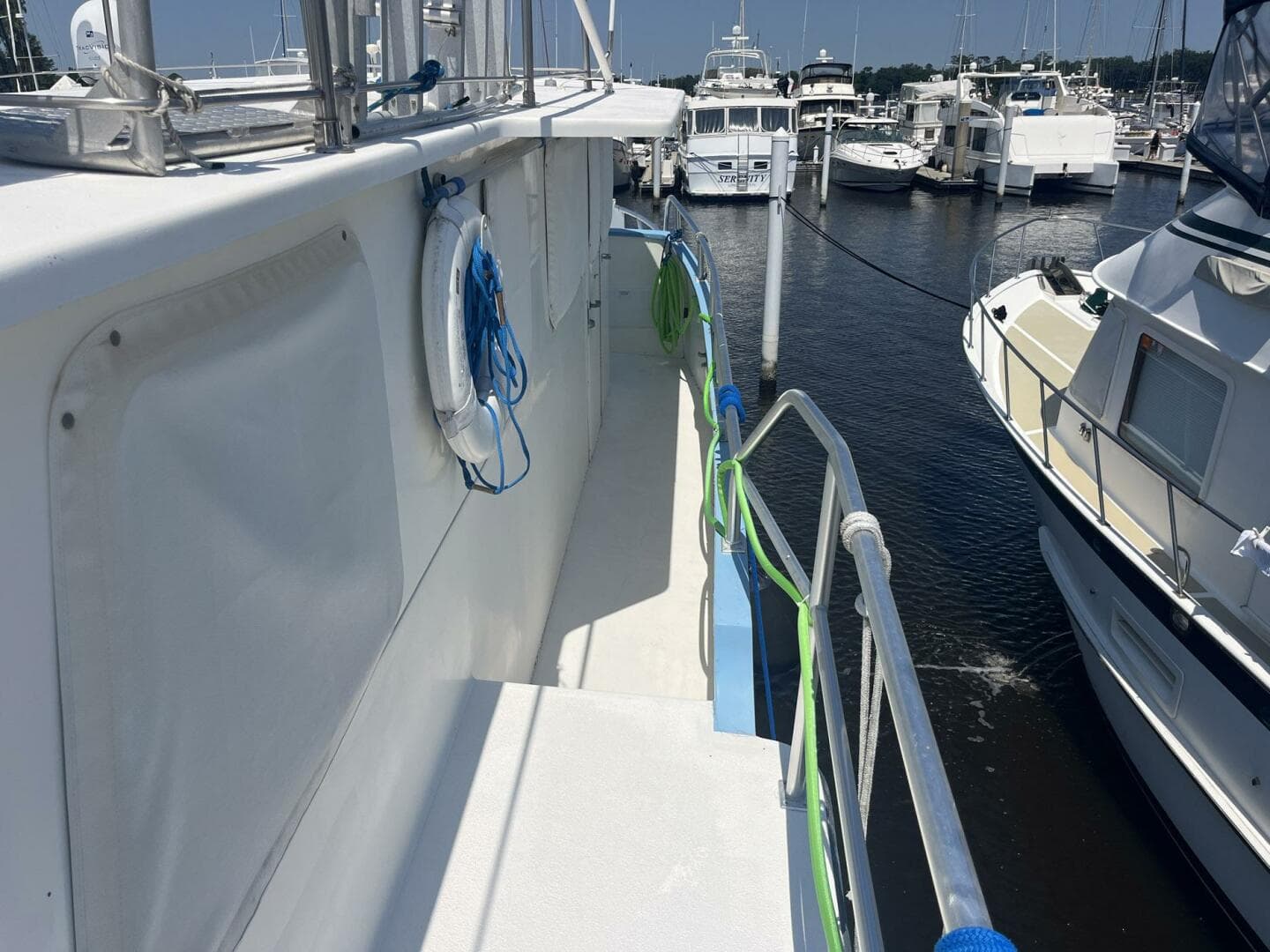 2001 Great Harbour GH47