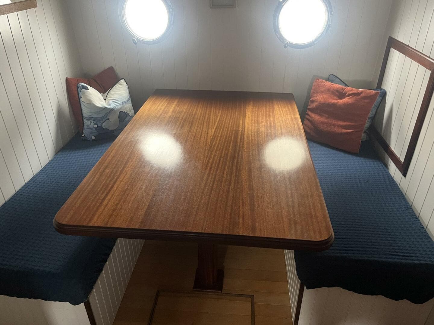 2001 Great Harbour GH47