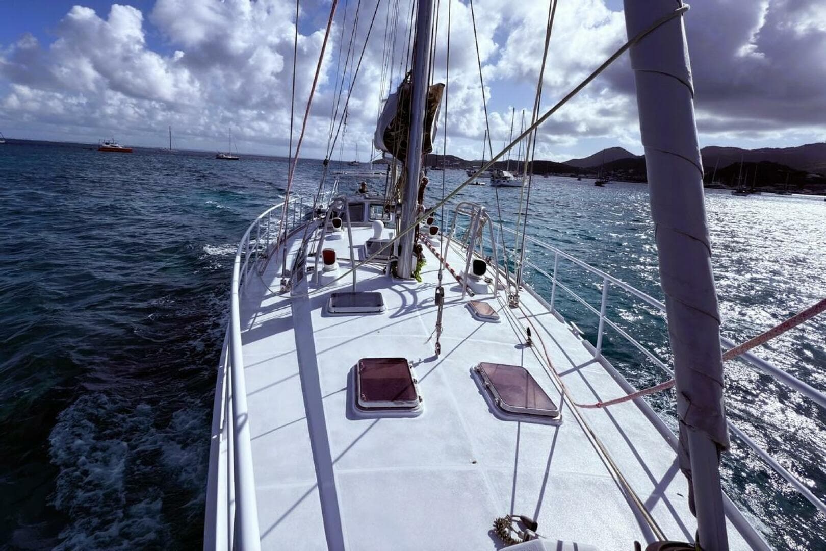 03 Deck Mare Via 52 Caribbean