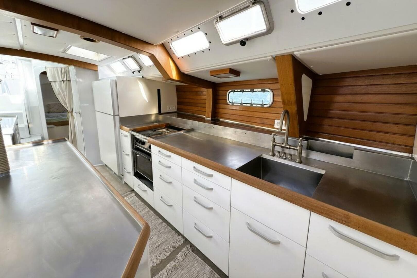 06 Galley Mare Via 52 Caribbean