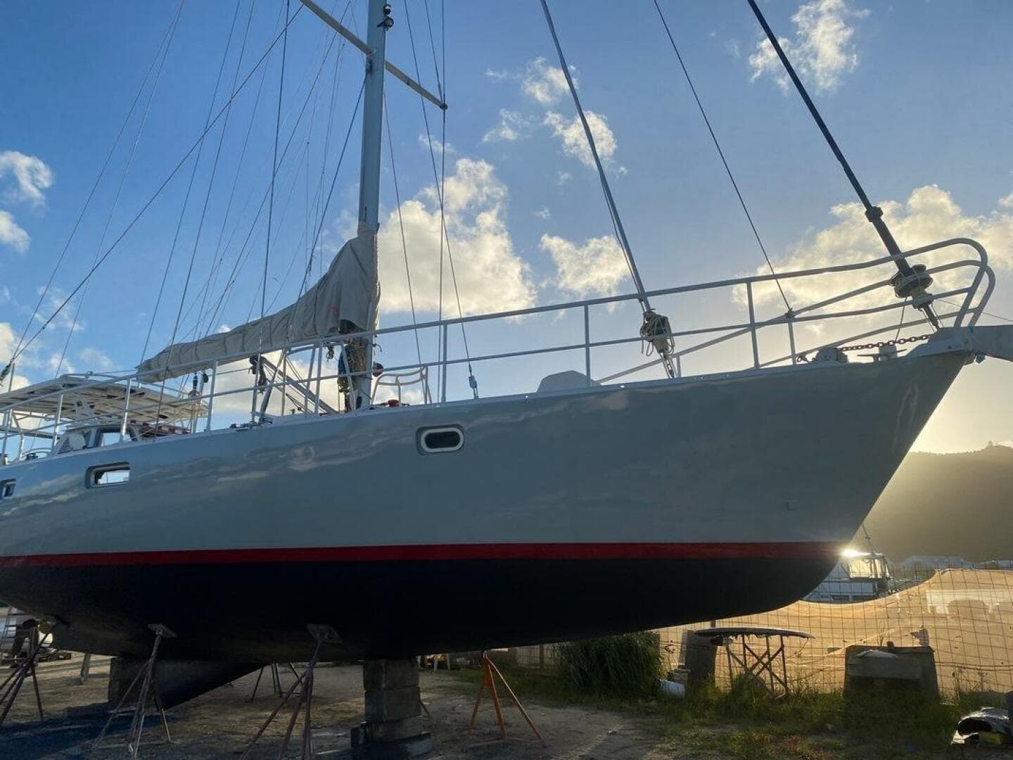 20 Hull Mare Via 52 Caribbean