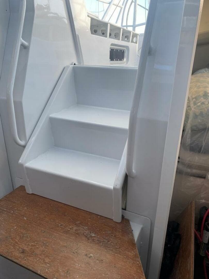 06 Companionway Mare Via 52 Caribbean