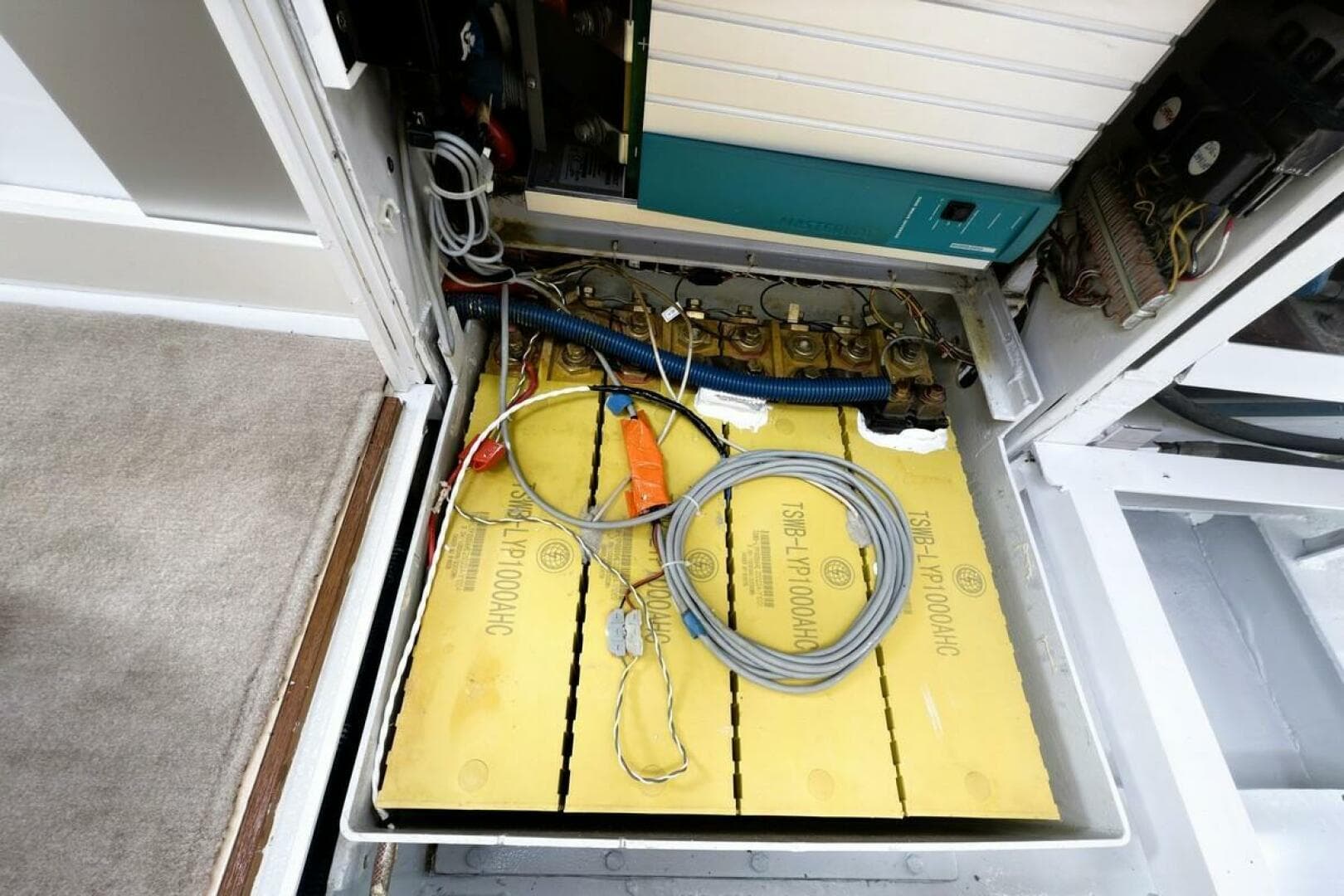 11 Nav Elect Mare Via 52 Caribbean