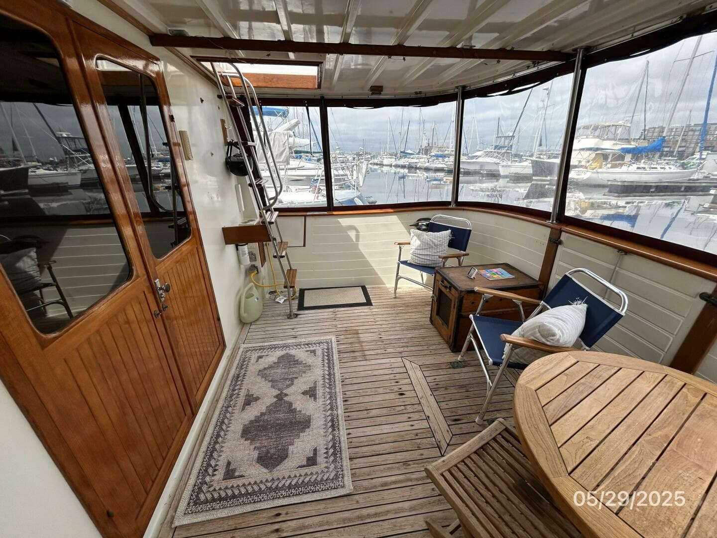 36' Kadey-Krogen aftdeck starboard
