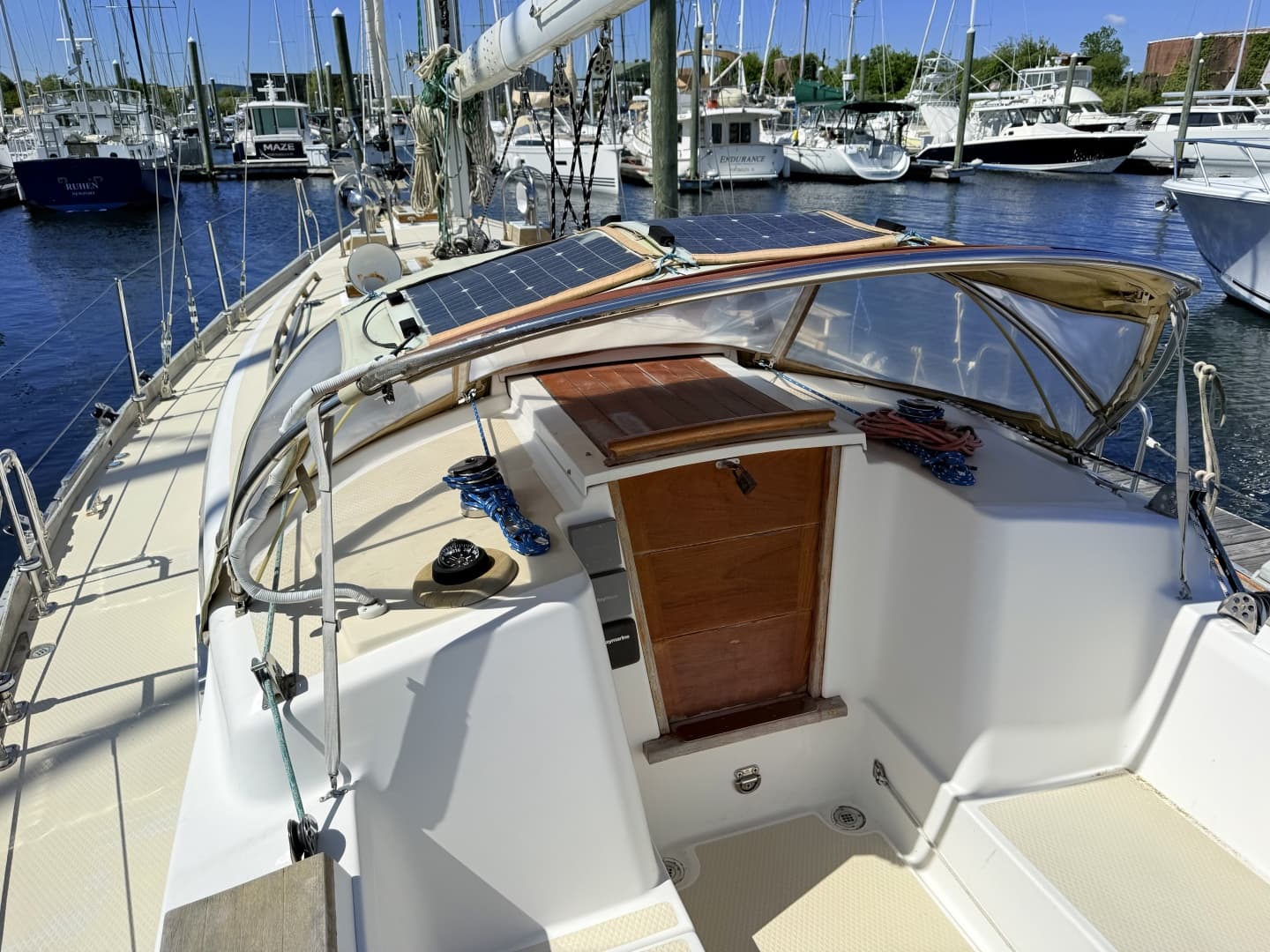 2001 Shannon 43 Cutter