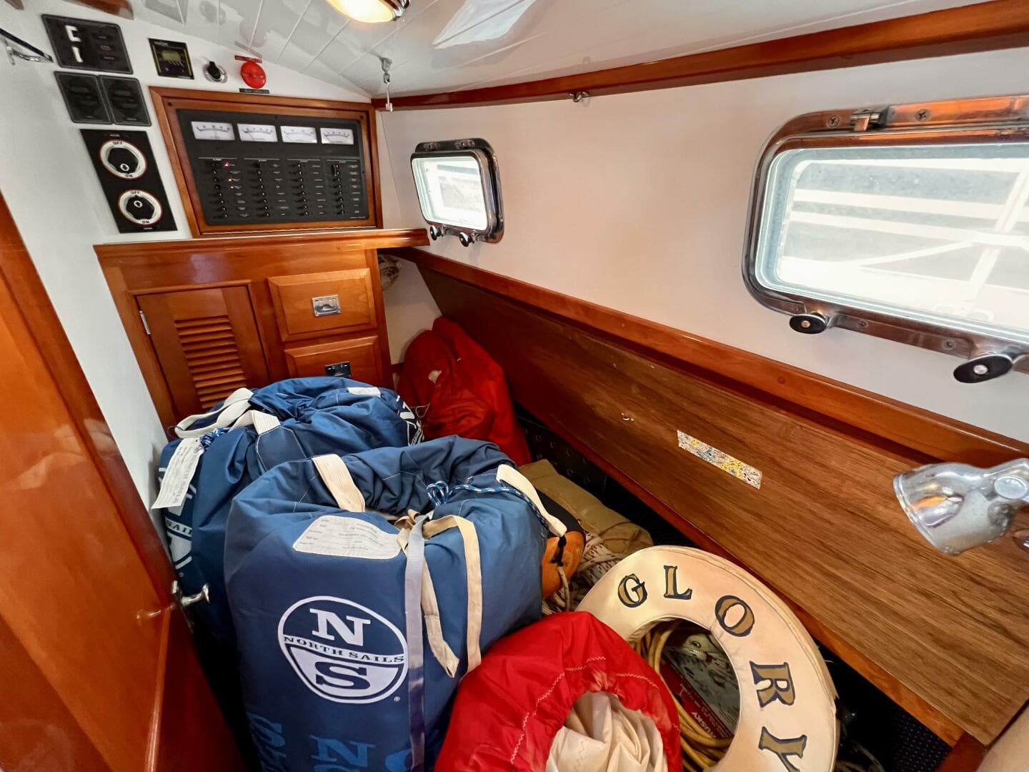 2001 Shannon 43 Cutter