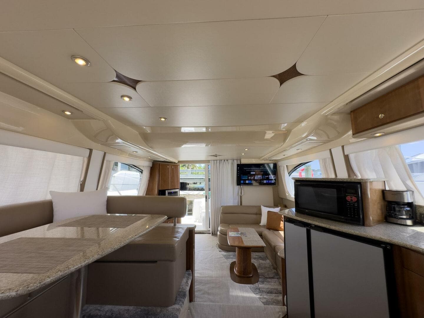 2007 Meridian 411 Sedan Bridge