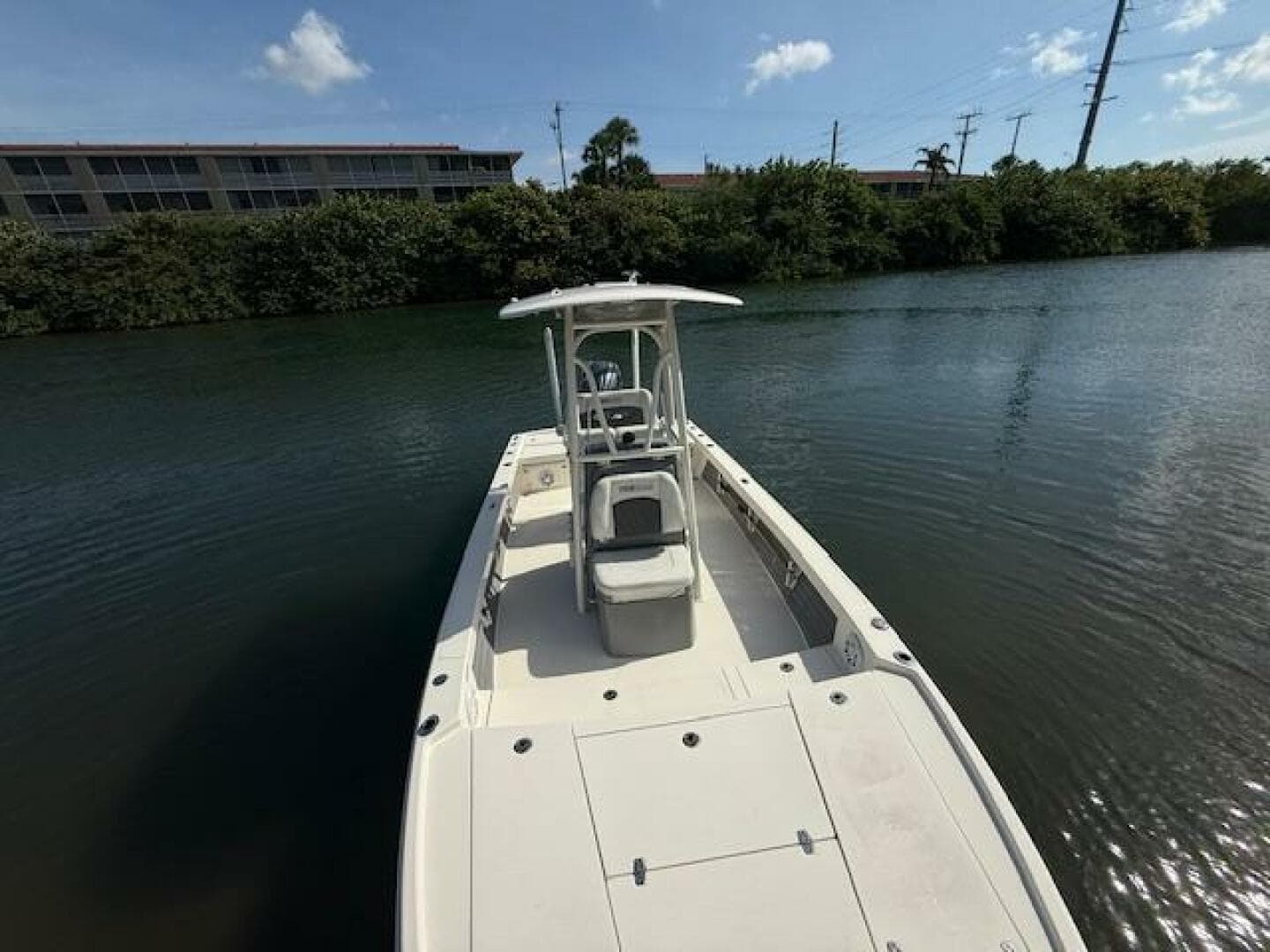 2022 Pathfinder 2500 Hybrid