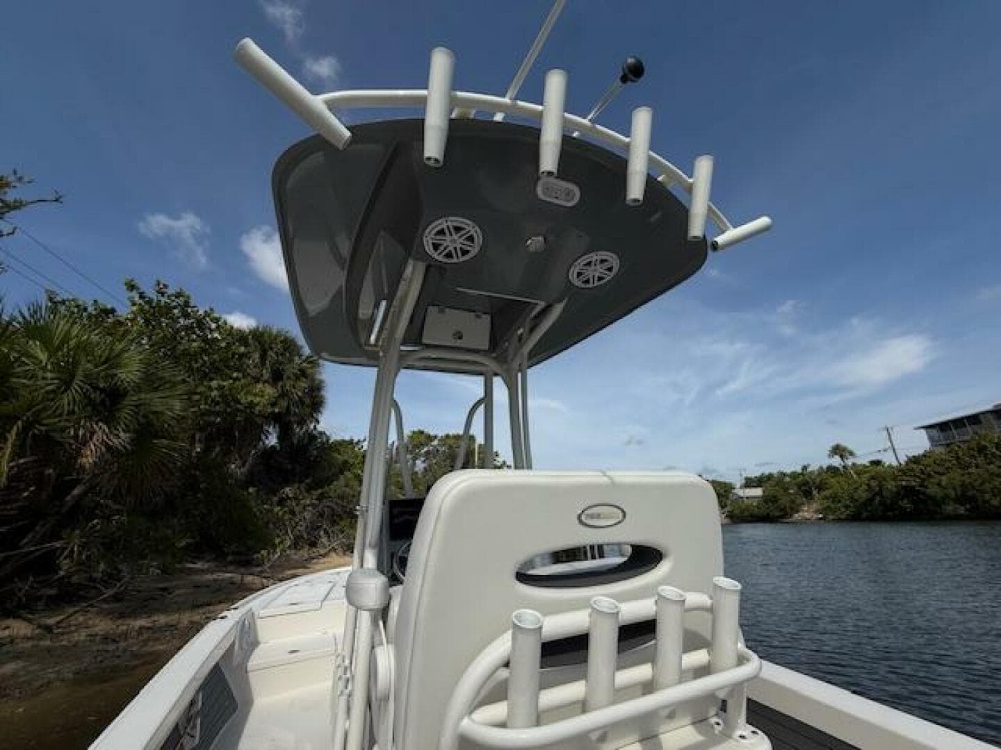 2022 Pathfinder 2500 Hybrid