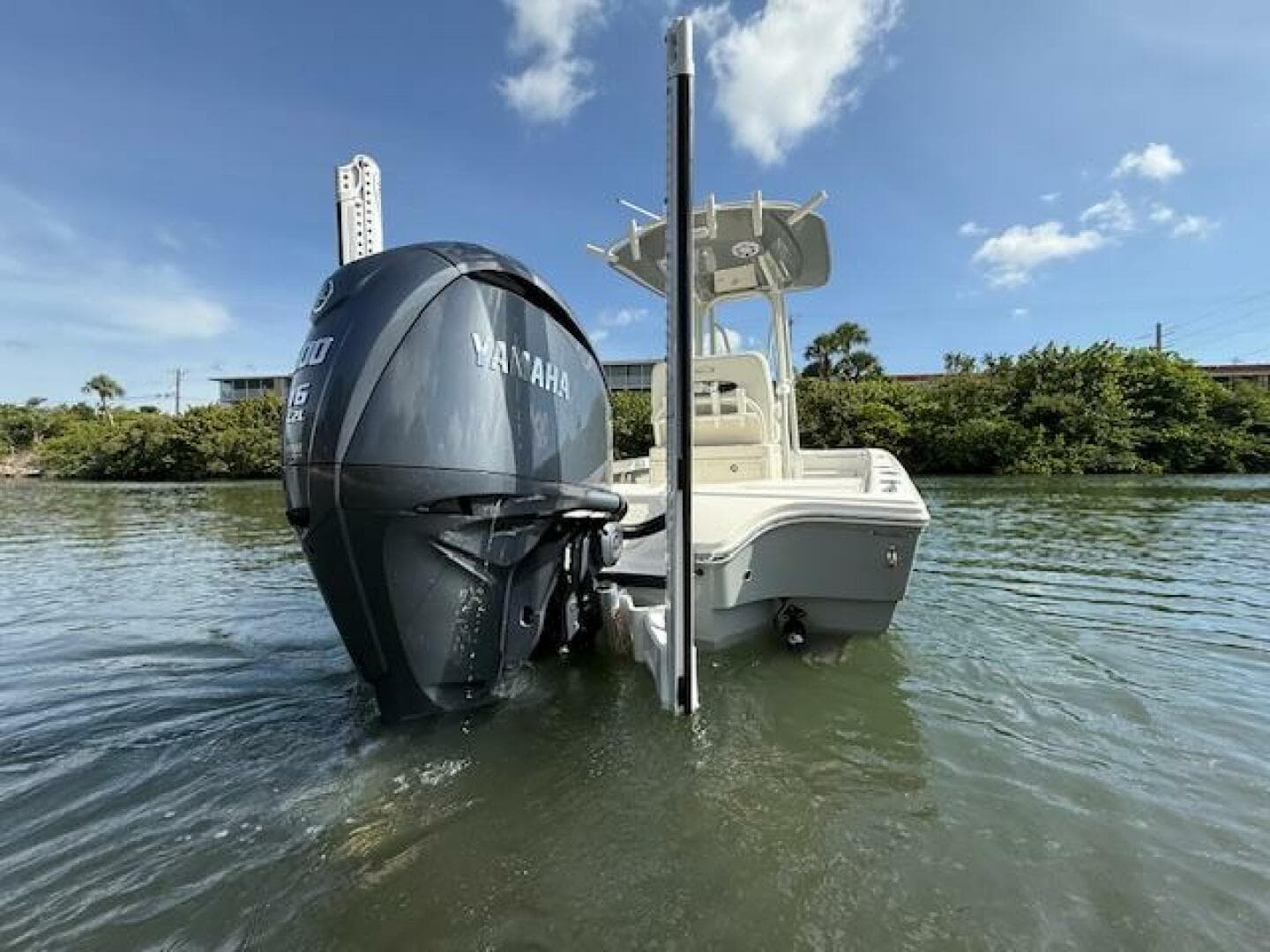 2022 Pathfinder 2500 Hybrid