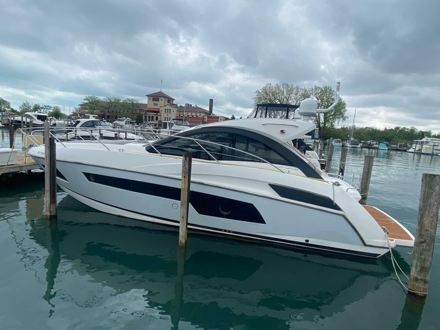 2013 Sunseeker 40 Portofino