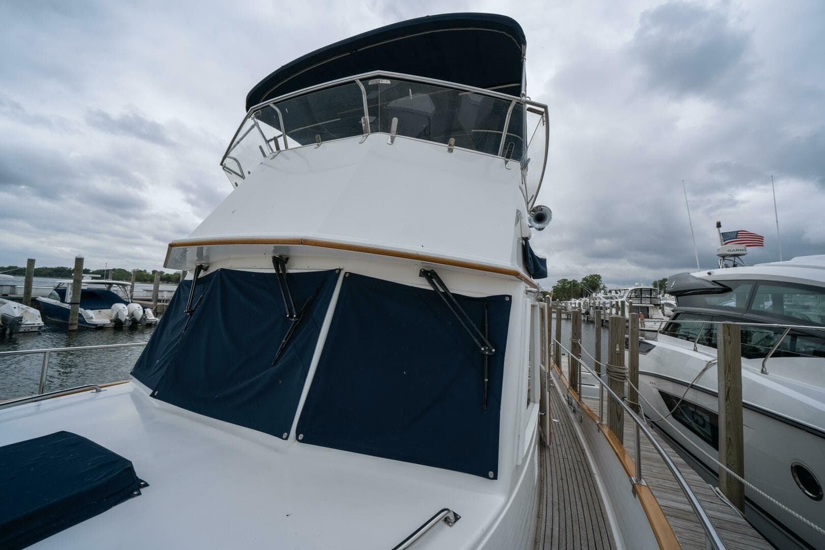 2001 Grand Banks 42 Classic