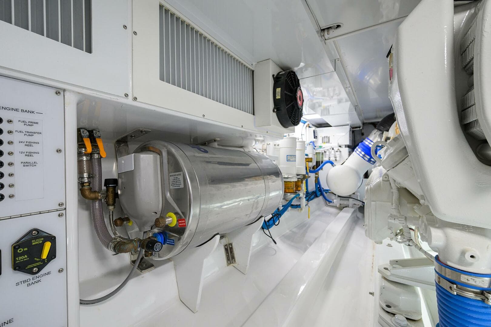 2004 Rybovich 62 Base Camp - Engine Room