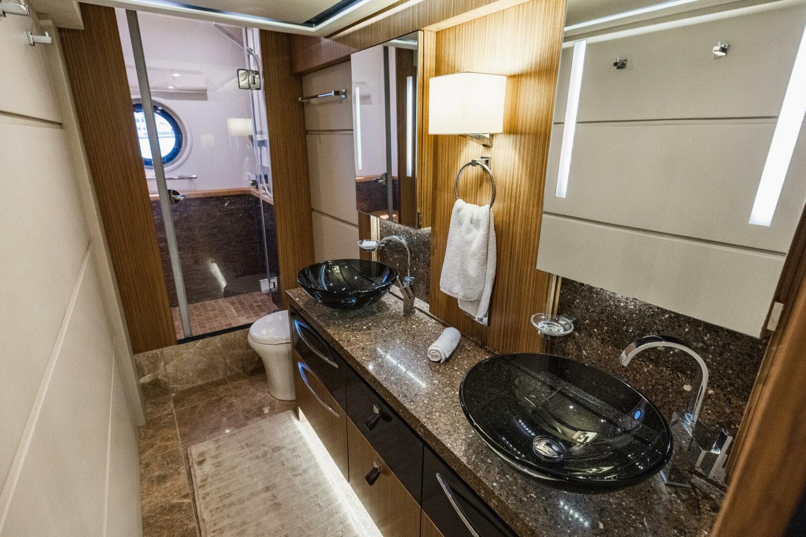 2016 Sea Ray L650 Fly