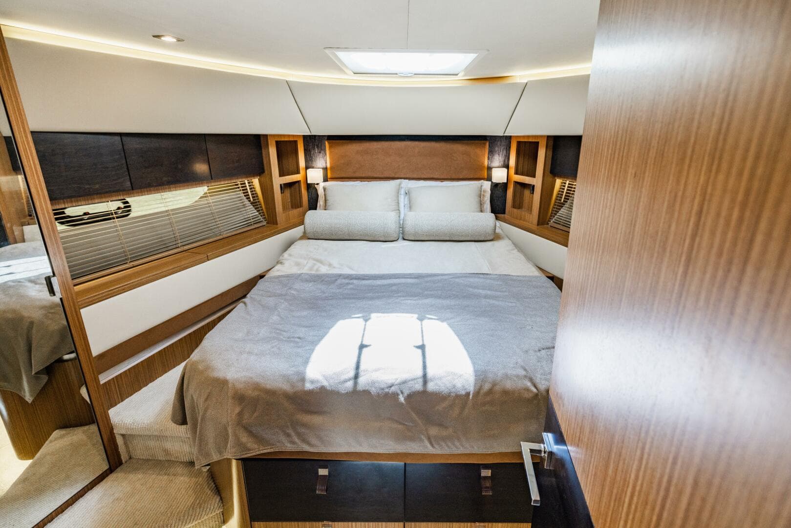 2016 Sea Ray L650 Fly