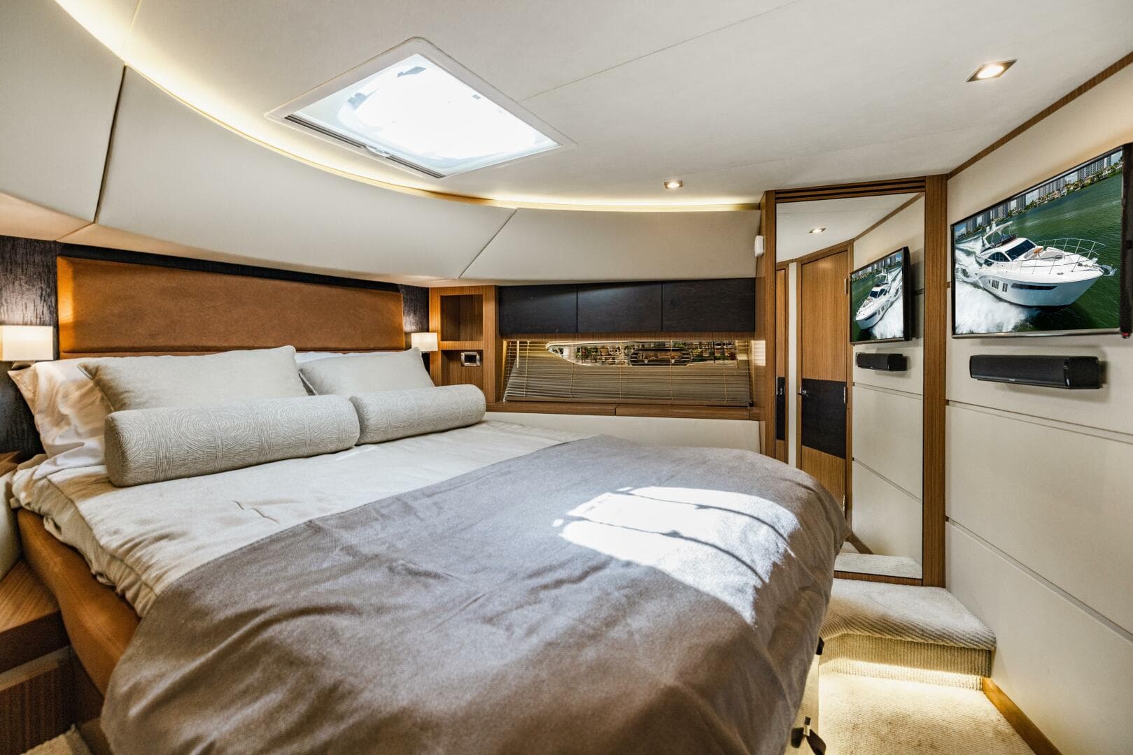 2016 Sea Ray L650 Fly