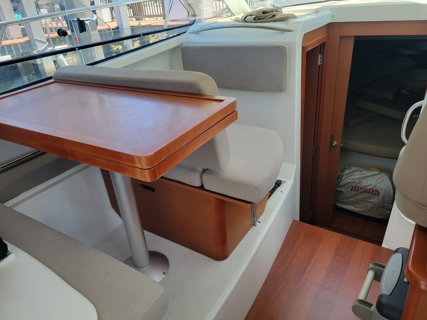 2016 Jeanneau Merry Fisher 855