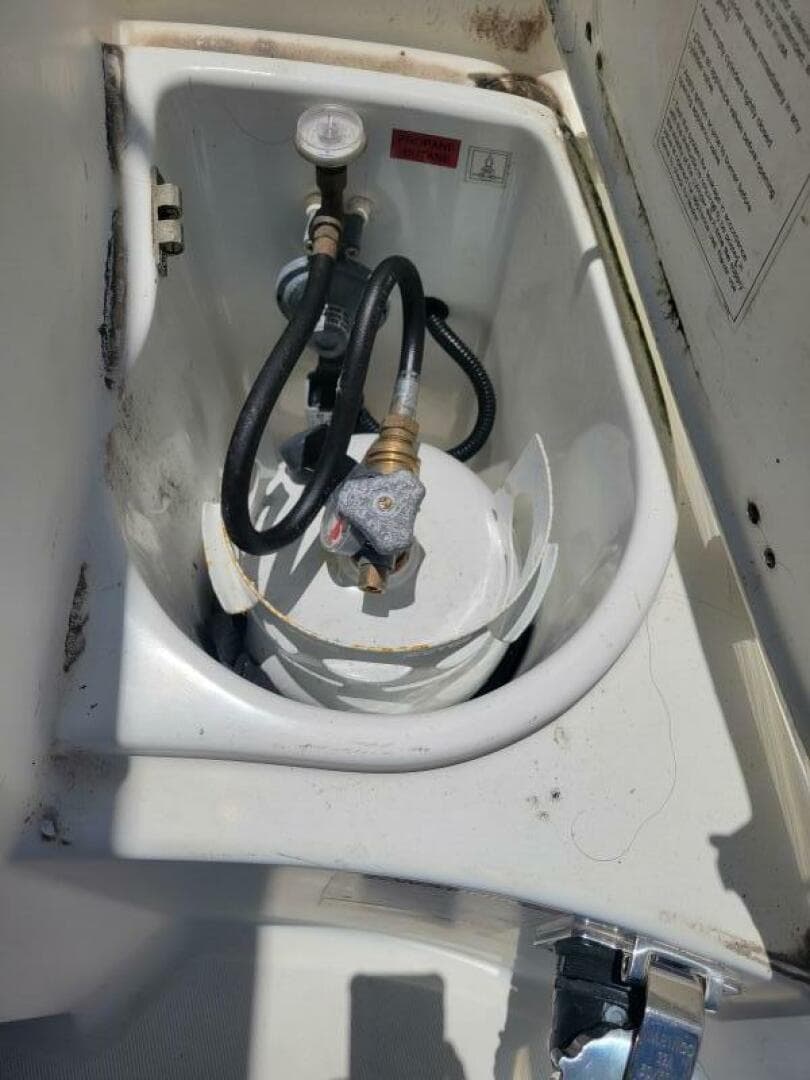 2016 Jeanneau Merry Fisher 855