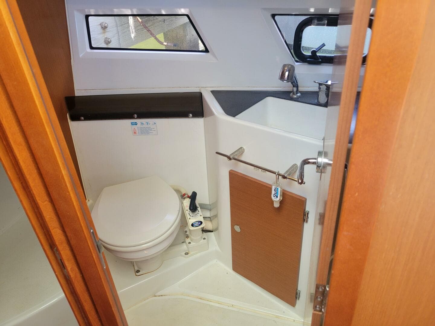 2016 Jeanneau Merry Fisher 855