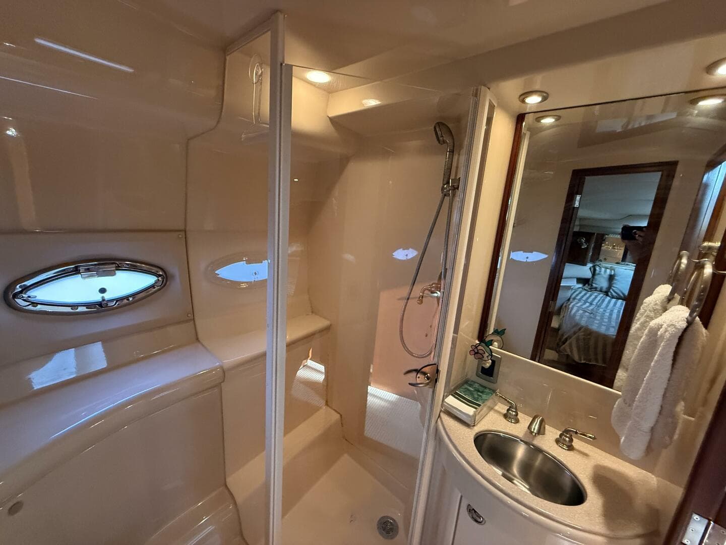 2005 Meridian 
