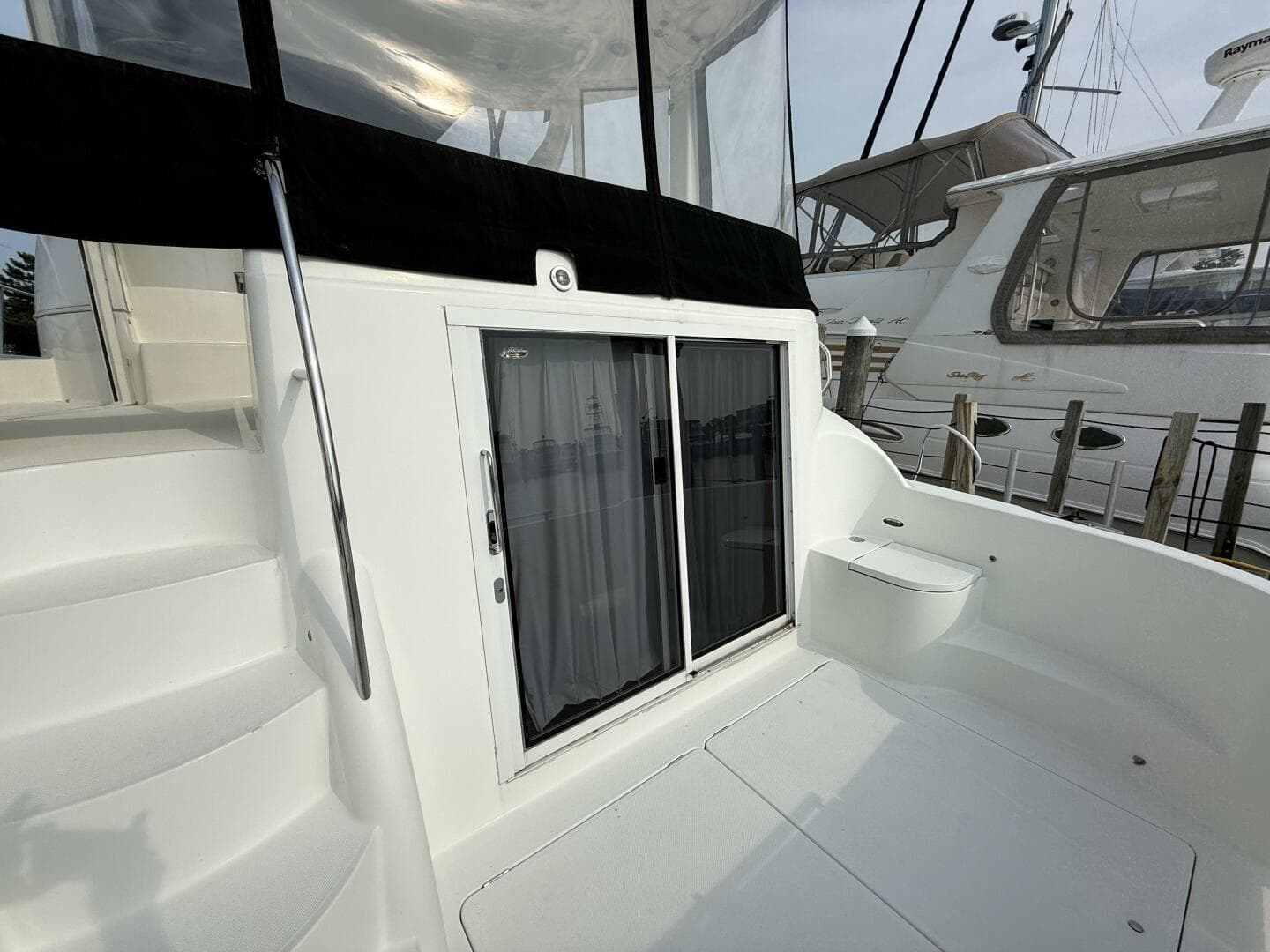 2005 Meridian 